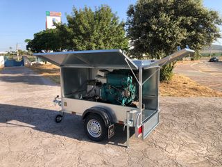 REMOLQUE CAJA CERRADA PORTA GENERADOR