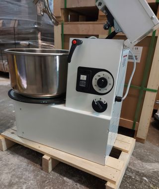 AMASADORA ESPIRAL EVO 20 LITROS MOVIL