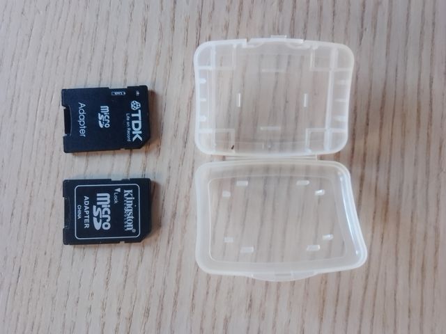 2 adaptadores Micro SD + funda
