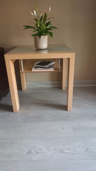 Mesa auxiliar 