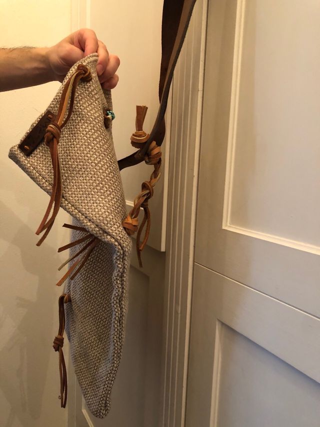 BORSA ARTIGIANALE A TRACOLLA - Mai usata