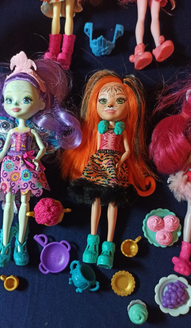 Lote de muñecas Enchantimals