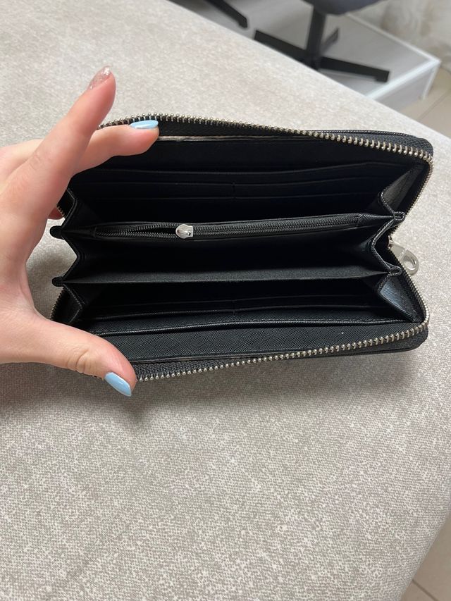 Portafoglio stradivarius