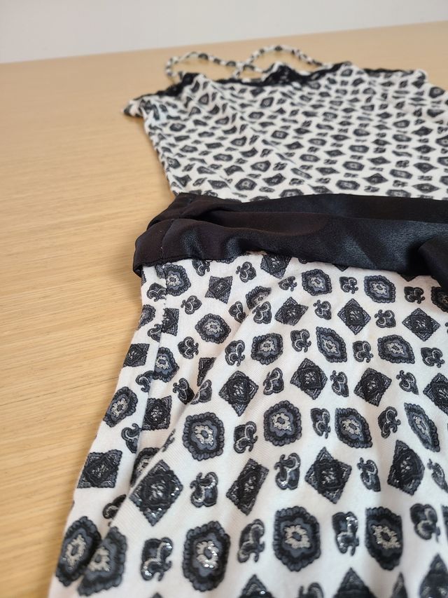 Vestido blanco y negro