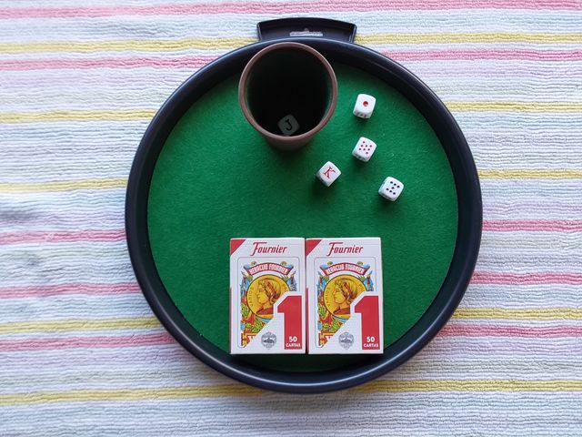 Dados, Dominó y Cartas