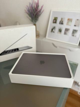 Apple MacBook Pro 13 8GB RAM 256GB
