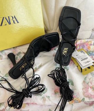 Sandalias tacón atadas de piel Zara Talla 37 