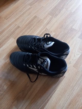 Botas futbol Joma talla 43