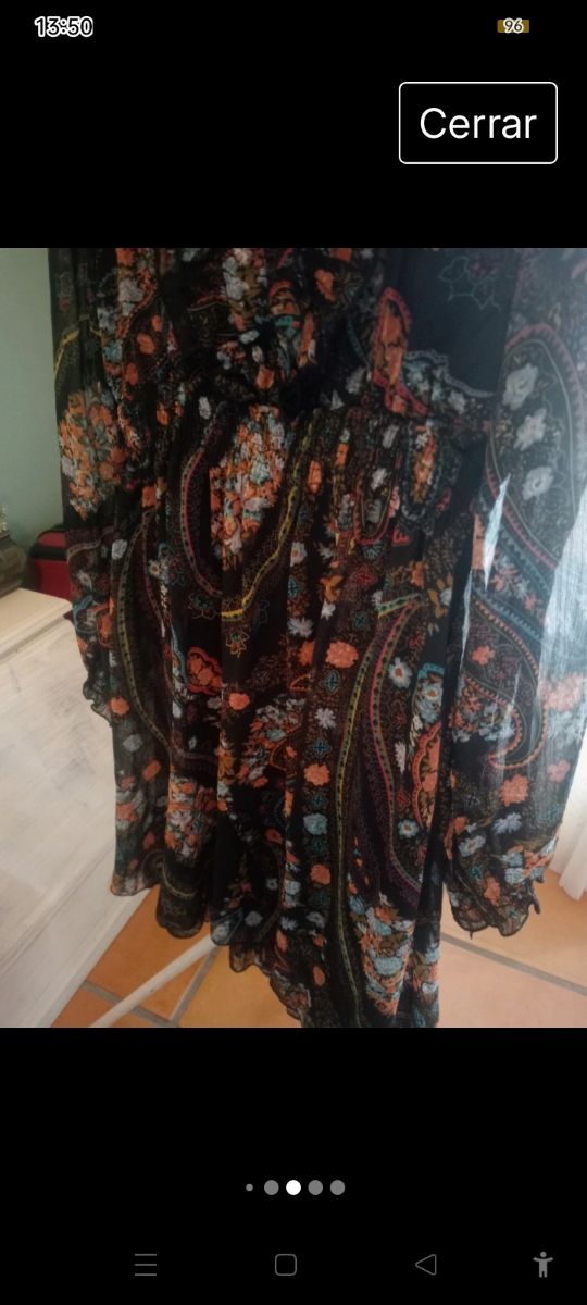 Precioso vestido seda con botones fora