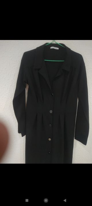 Vestido negro Zara