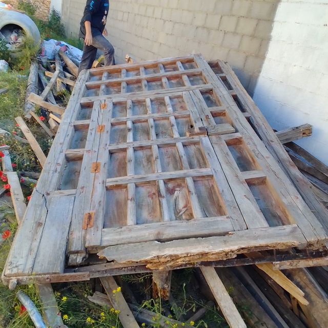 Porte rustiche su misura e restauro