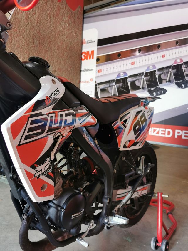 Kit vinilo Rieju Mrt