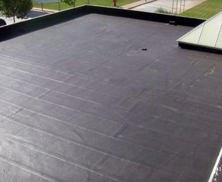 Istalador de tala asfaltica