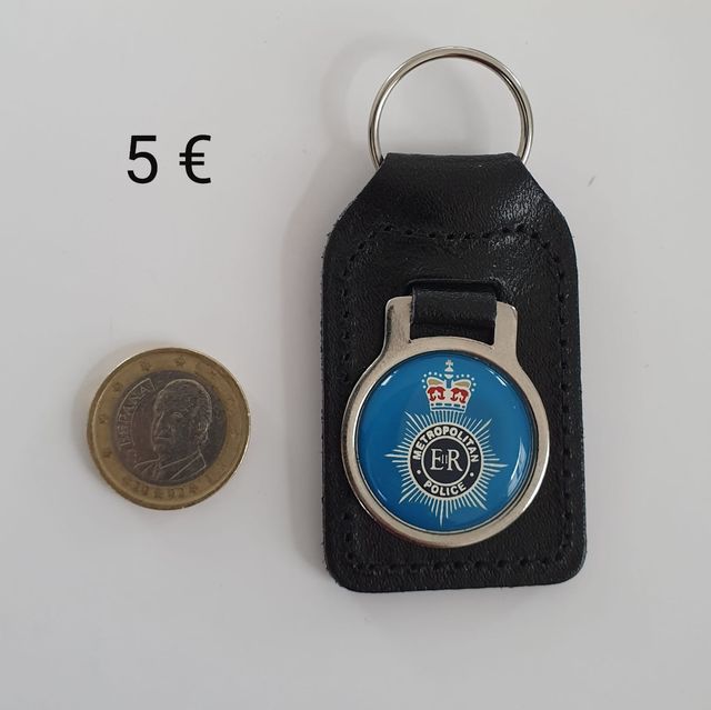 Llaveros Policía