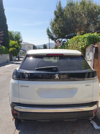 Peugeot 3008 Hybrid 225 e-EAT225 2022