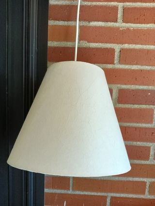 Lampara con tulipa Ikea 