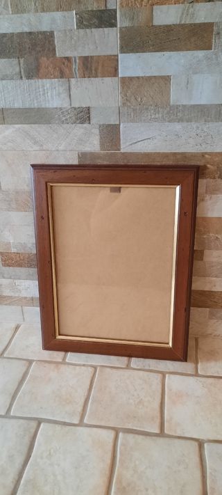 Cornice in legno