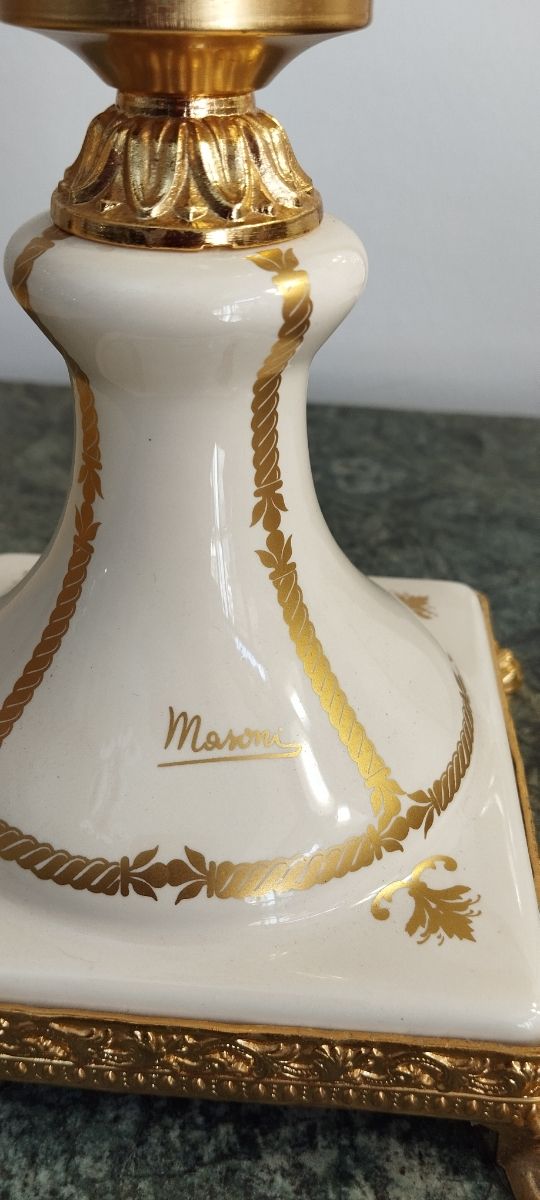 Coppa con candelabri