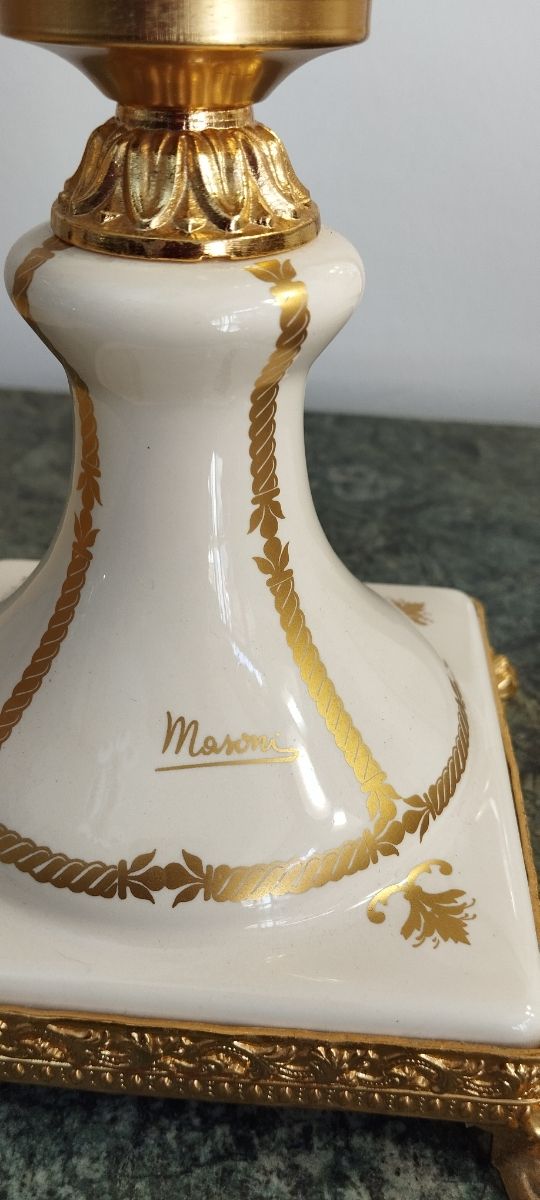 Coppa con candelabri