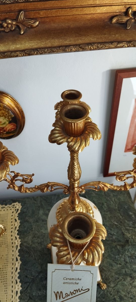 Coppa con candelabri