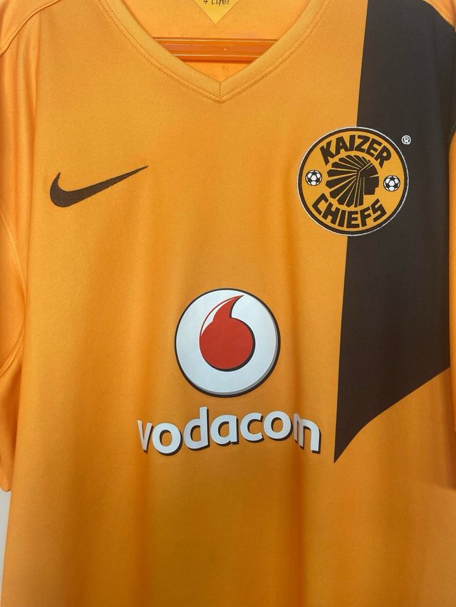 Camiseta Kaizer Chiefs temporada 2014/2015