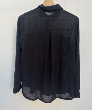 Camisa negra chica talla l