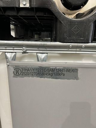 DEPOSITOS DE 600 LITROS