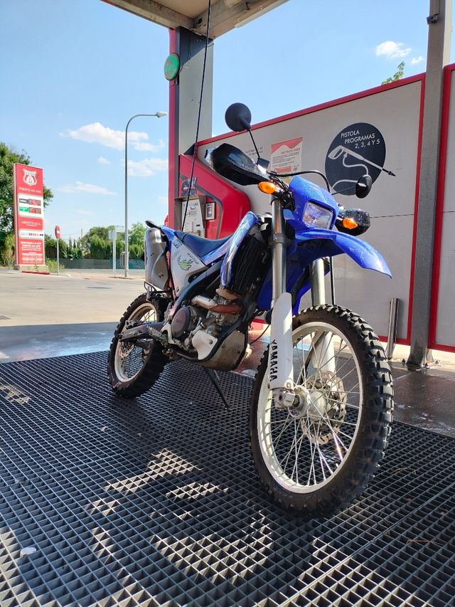 Yamaha WR250R