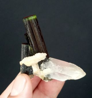 MINERALI COLLEZIONE CRISTALLI ELBAITE TORMALINA