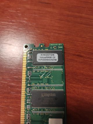 Memoria RAM 256MB Kingston 