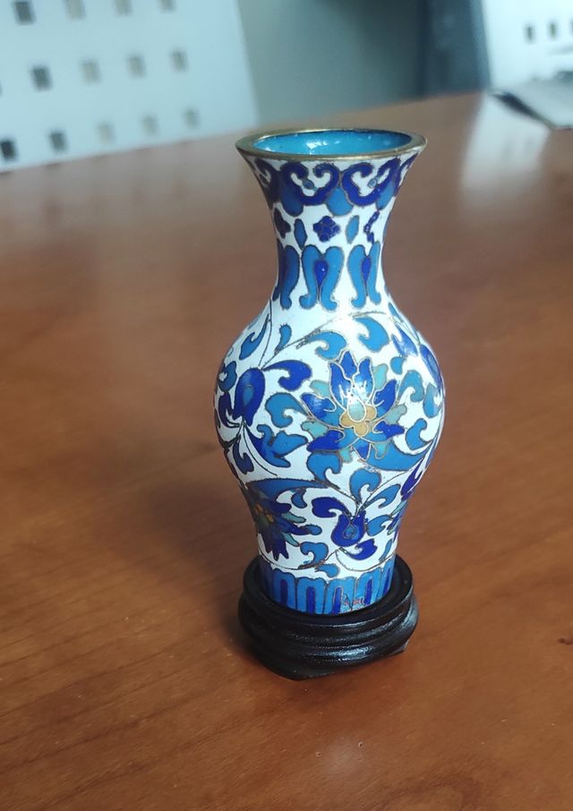 Vaso decorato smalto Cloisonne