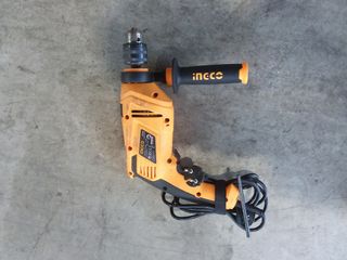 TALADRO PERCUTOR 850 W