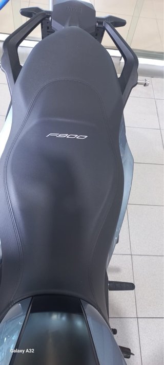 BMW F900R
