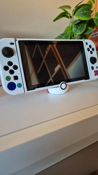 Base carga tipo C Pokeball