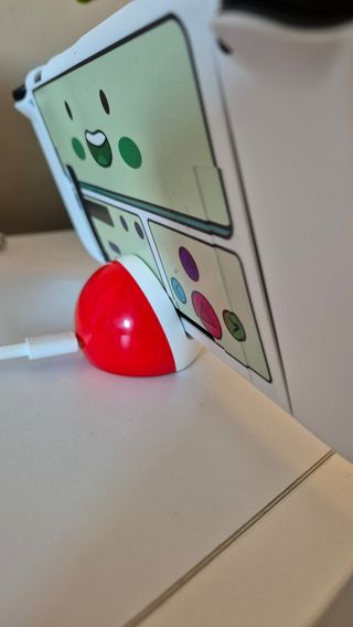 Base carga tipo C Pokeball