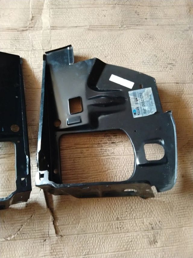 Alojamiento de Faro Peugeot 309