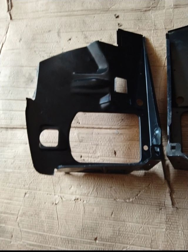 Alojamiento de Faro Peugeot 309