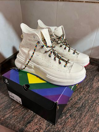 Converse run star legacy Pride edition