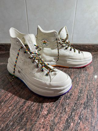 Converse run star legacy Pride edition