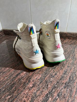 Converse run star legacy Pride edition