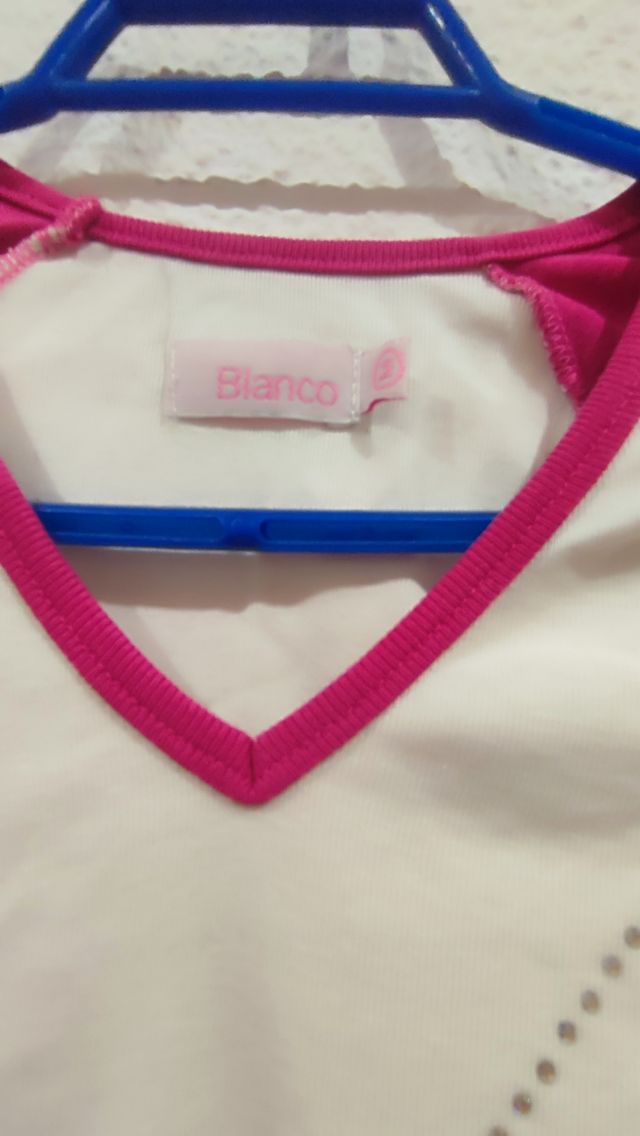 LOTE camisa, camiseta y falda