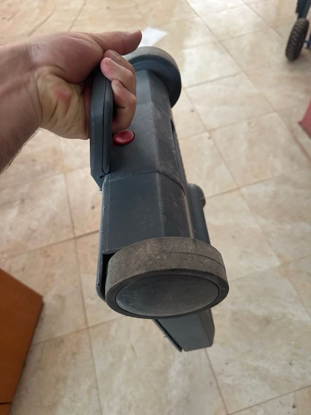 Maletin transportador con ruedas