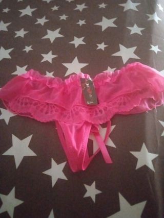 Tanga rosa nuevo.4€
