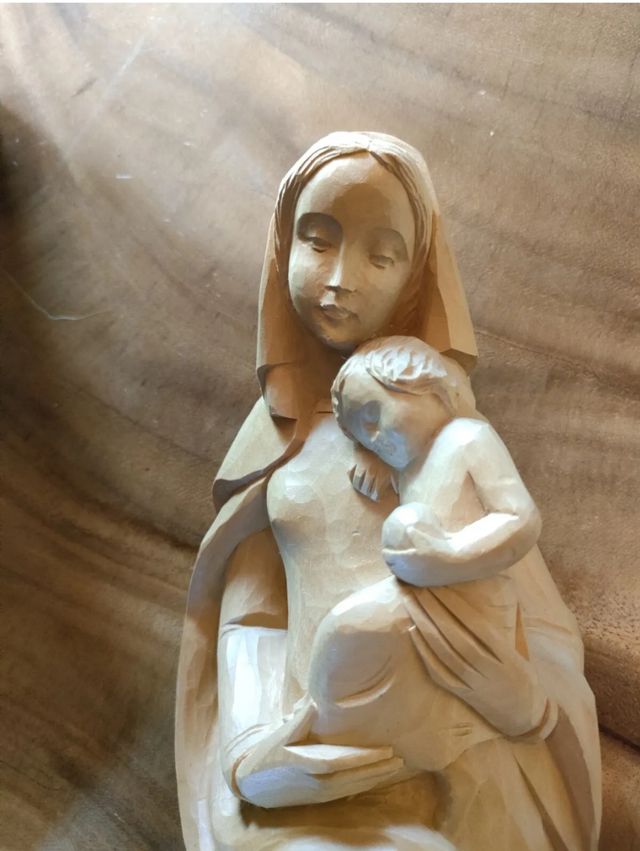 Madonna con bambino Gesù in legno