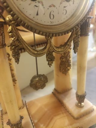 Antigüedades. Reloj sobremesa