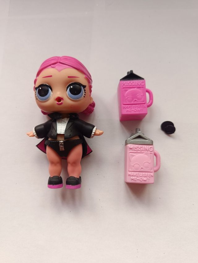 Lol surprise cápsula