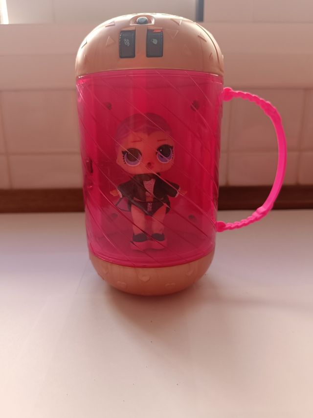 Lol surprise cápsula
