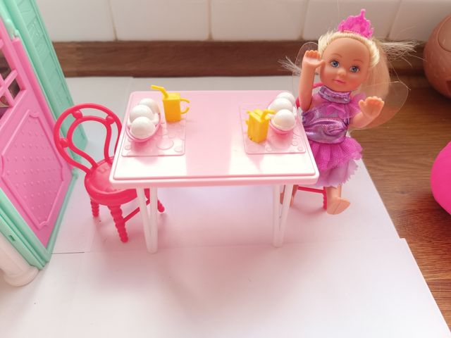 Casita muñecas Chelsea Barbie y accesorios