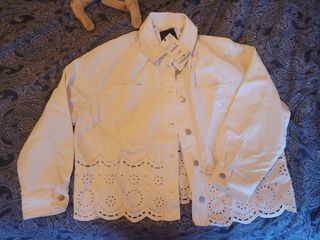 Chaqueta tejana blanca/crema ZARA