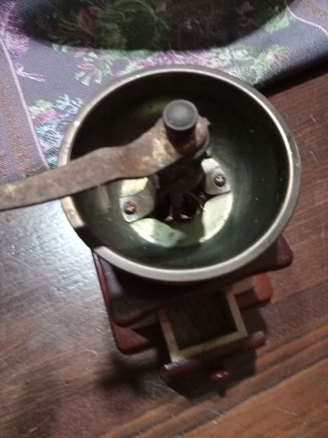 Macinino da caffe anni 70